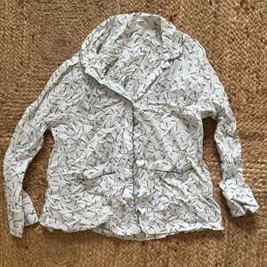 Lake Pajamas - White and Green Patterned Button Down